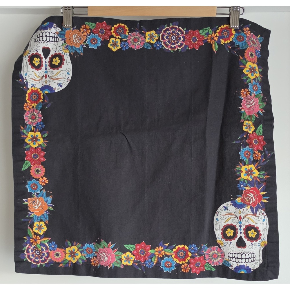 Williams Sonoma Place Mat 20x20 Black Floral Skull Cotton Square Ofrenda